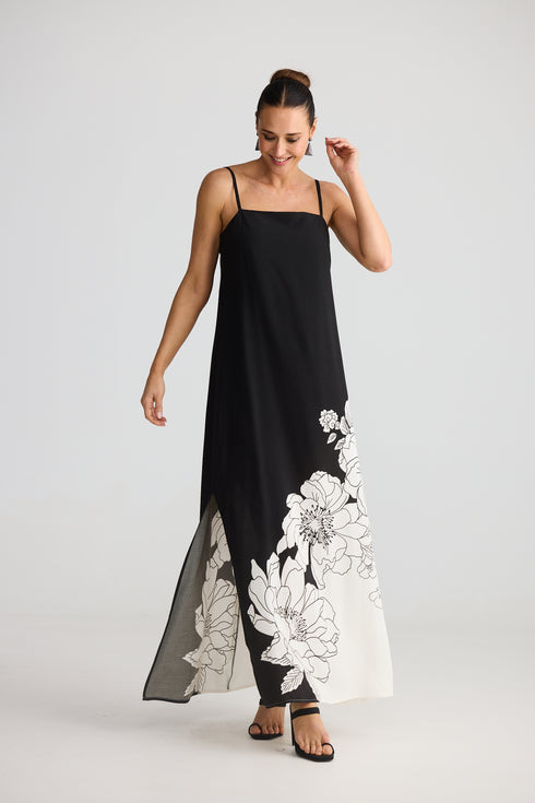 Angelique Maxi Dress Noir Bloom