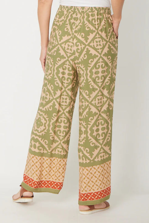 Border Print Crop Pant Sage