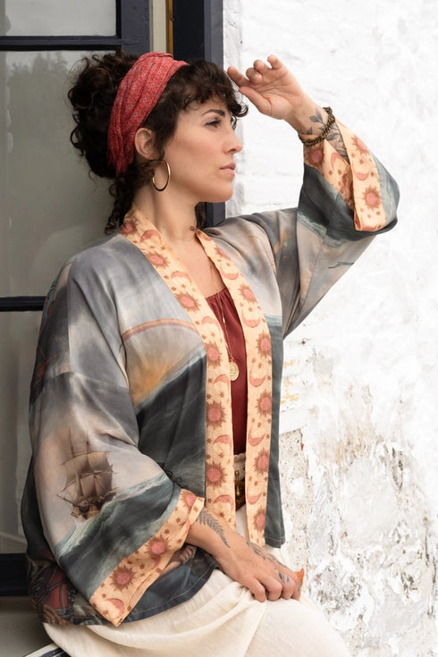 Cropped Bamboo Kimono Cardigan Short Hold Fast with Sun, Moon & Rainbow